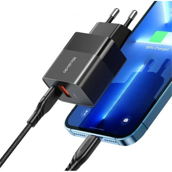 MCDODO CH-1952 20W 1xType-C ve 1xUSB Girişli Şarj Adaptörü + Type-C To iPhone Kablo - Siyah MCDODO CH-1952 20W 1xType-C ve 1xUSB Girişli Şarj Adaptörü + Type-C To iPhone Kablo - Siyah