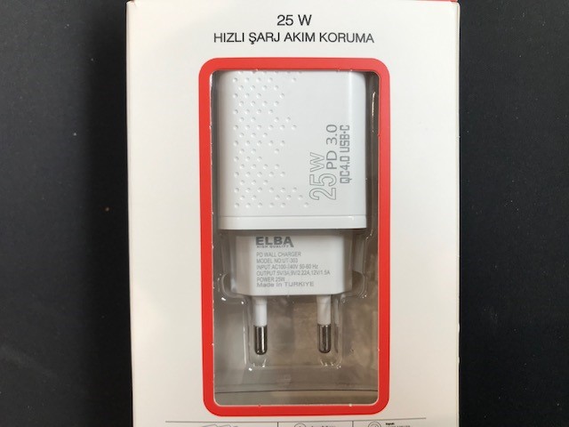 Elba ELB01-25WPD Beyaz 25W Şarj Kafa Type USB-C PD3.0-QC4.0(Akım Koruma-Hızlı Şarj-Isıya Dayanıklı)