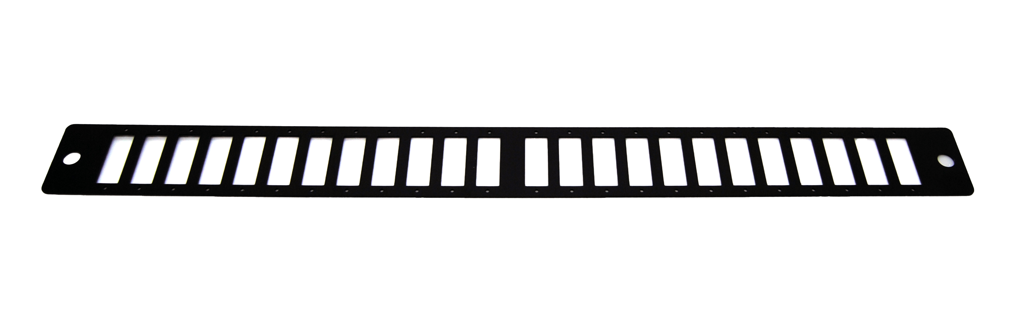 BEEK BN-FP191U-QL-24SCD Beek BN-FP191U-QL Model Fiber Patch Panel Kutusu için 1U 24SC DX Ön Plaka Seti