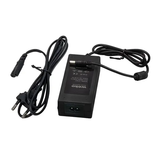 WEKO 12 VOLT - 5 AMPER 5.5*2.5 UÇLU YERLİ ÜRETİM PLASTİK KASA MASAÜSTÜ ADAPTÖR görseli 3