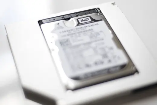 DIGITUS DA-71108 CD/DVD/BLU-RAY SSD/HDD MONTAJ YUVA 9.5MM alternatif görünüm