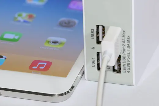 DIGITUS ED-31809 ednet Evrensel (EU/UK/US) Seyahat Şarj Seti , 4 x USB Port görseli 3