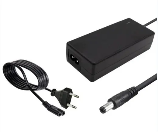 Novacom 12V 5A Amper Plastik Adaptör
