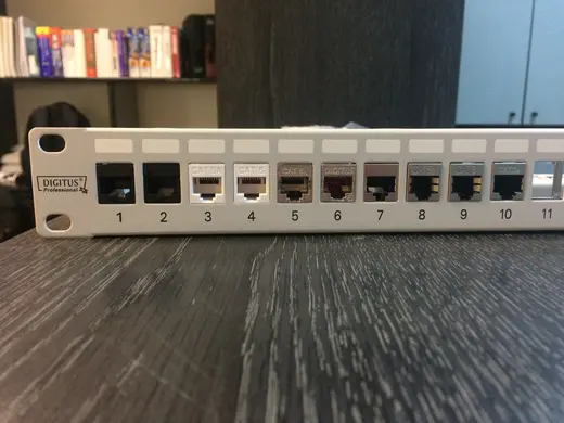 DIGITUS DN-91410 24 Port Boş Patch Panel, Zırhlı, 1U Yüksekliğinde, Gri Renk görseli 3
