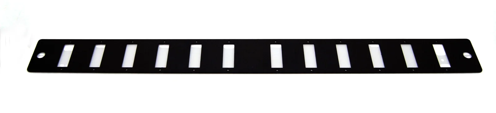 BEEK BN-FP191U-QL-12SCD BN-FP191U-QL Model Fiber Patch Panel Kutusu için 1U 12SC DX Ön Plaka Seti