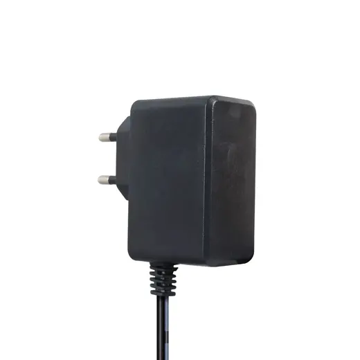 WEKO 15 VOLT - 1 AMPER - 15 WATT 5.5*2.5 UÇLU YERLİ ÜRETİM PRİZ TİPİ ADAPTÖR alternatif görünüm
