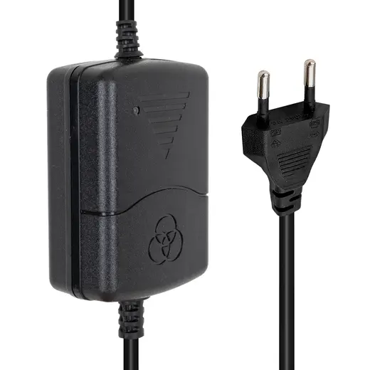 POWERMASTER PM-31770 12 VOLT - 1 AMPER - 12 WATT 5.5*2.5 MM UÇLU İKİ UCU KABLOLU MASAÜSTÜ ADAPTÖR alternatif görünüm