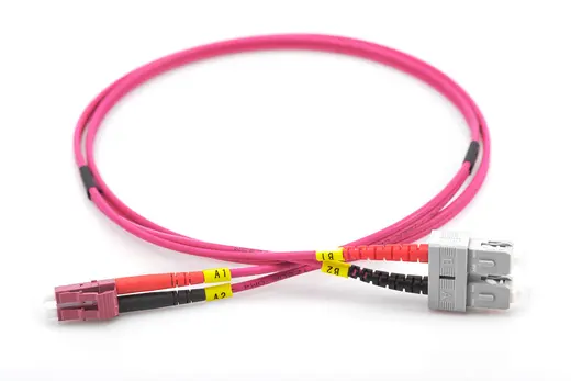 BEEK BC-FO-5LCSC-02/4 LC-SC Fiber Optik Patch Kablo, Multimode OM 4 50/125 Duplex, 3.0mm, LSZH, 2 metre alternatif görünüm