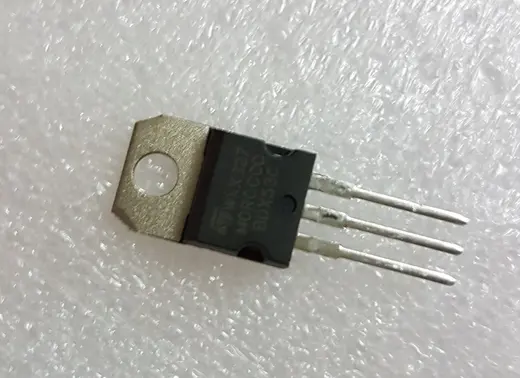 SCHUKAT SCH-BDX53C NPN DARL. 100V 8A 60W TO220