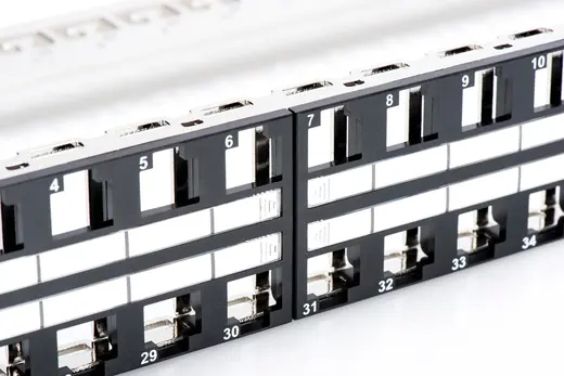 DIGITUS DN-91424 48 Port Boş Patch Panel, Zırhlı Keystone Jack Takılabilir, 1U Yüksekliğinde, siyah RAL 9005 renk görseli 3