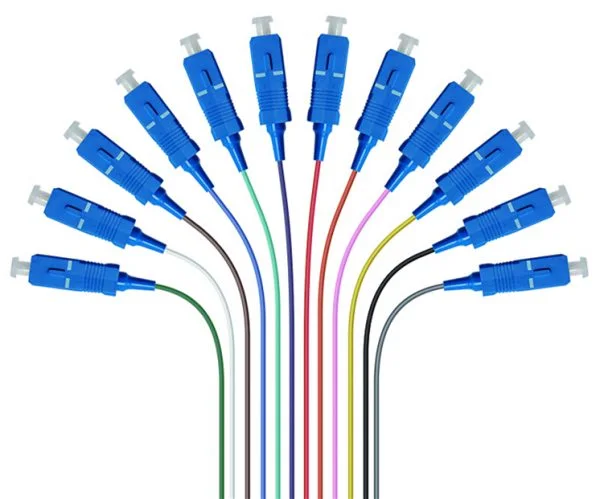 12 CORE - RENKLI SC UPC SM 9/125 PIGTAIL - 1 MT